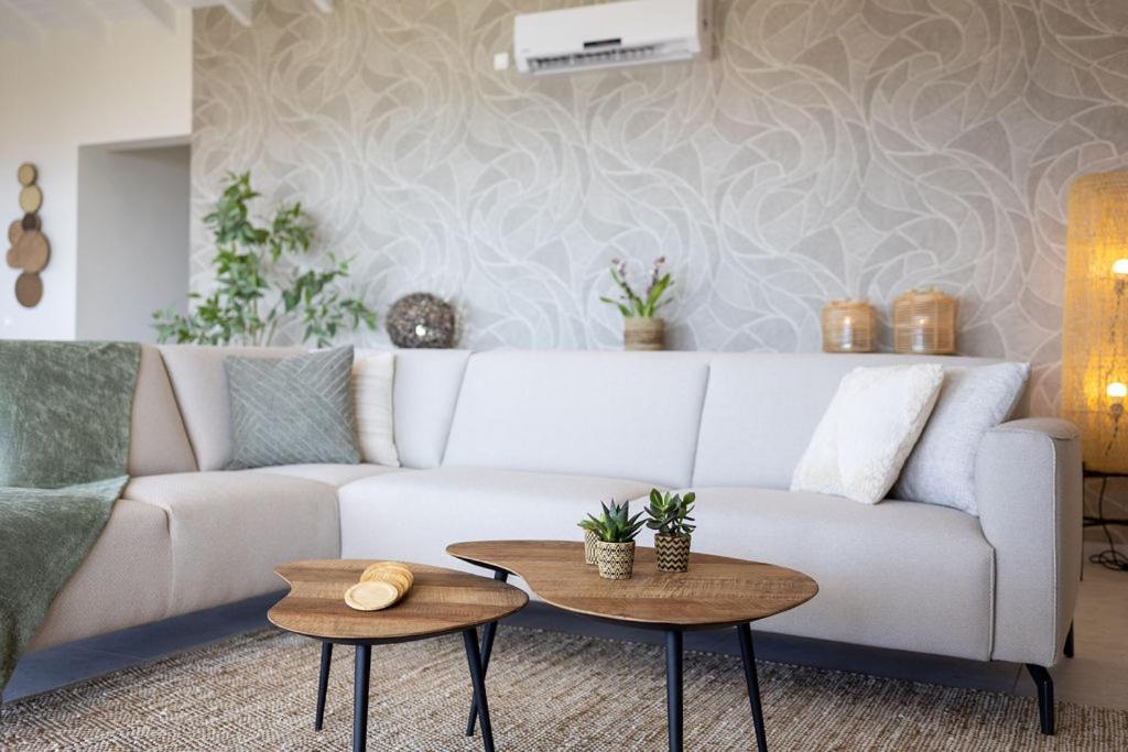 וילמסטאד Coral Estate Ocean View Apartments מראה חיצוני תמונה